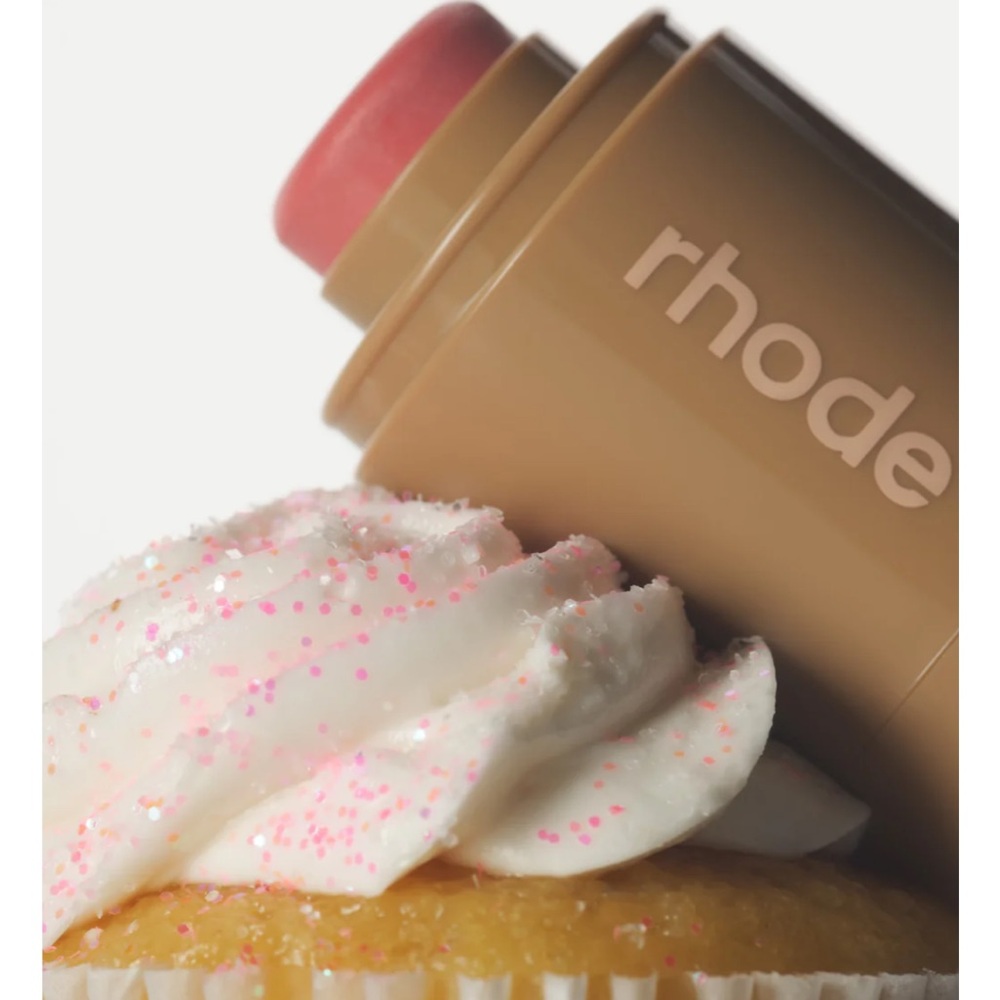 Rhode pocket blush sprinkle